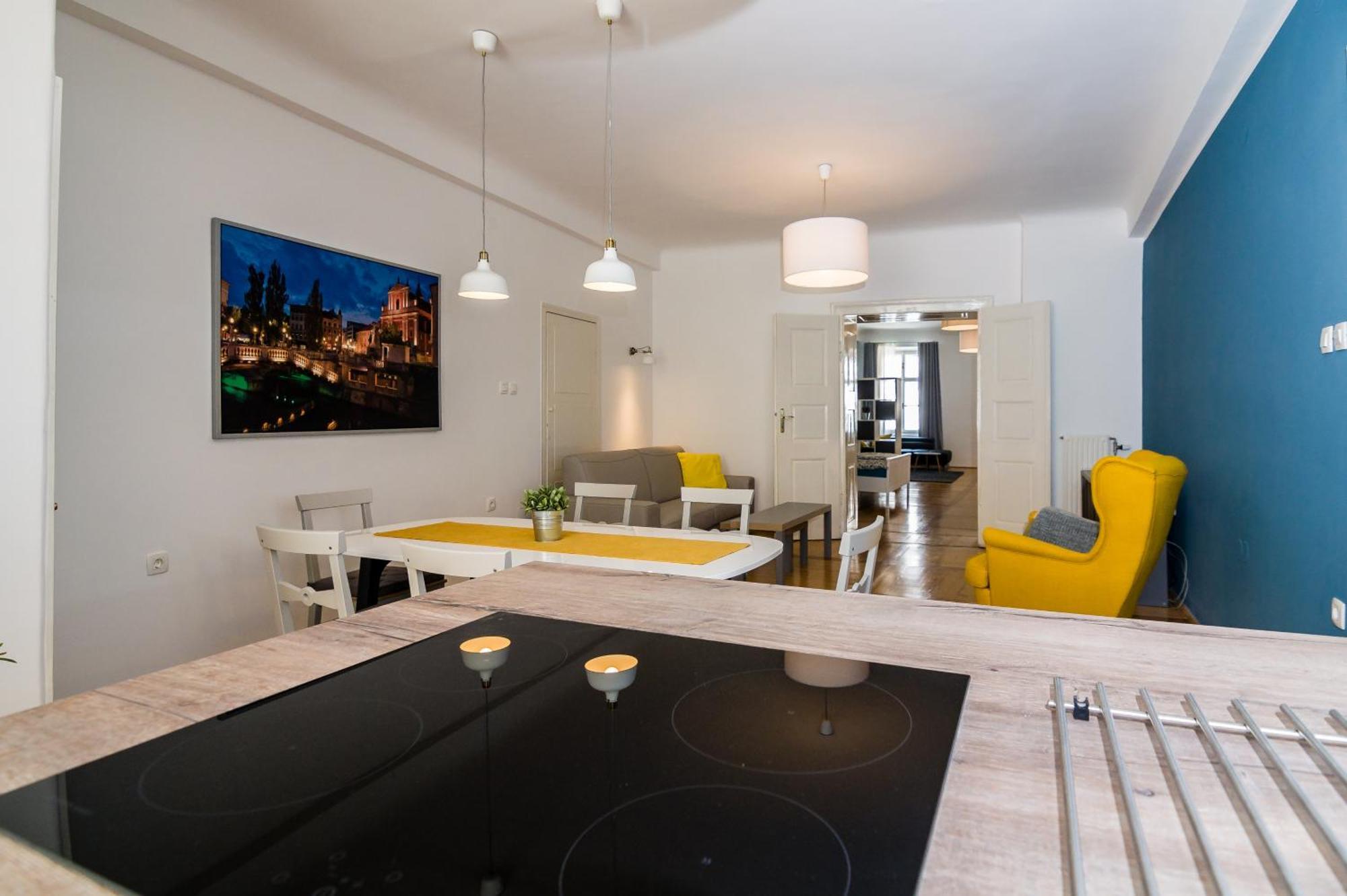 Elegant Central Apartment Ljubljana Buitenkant foto