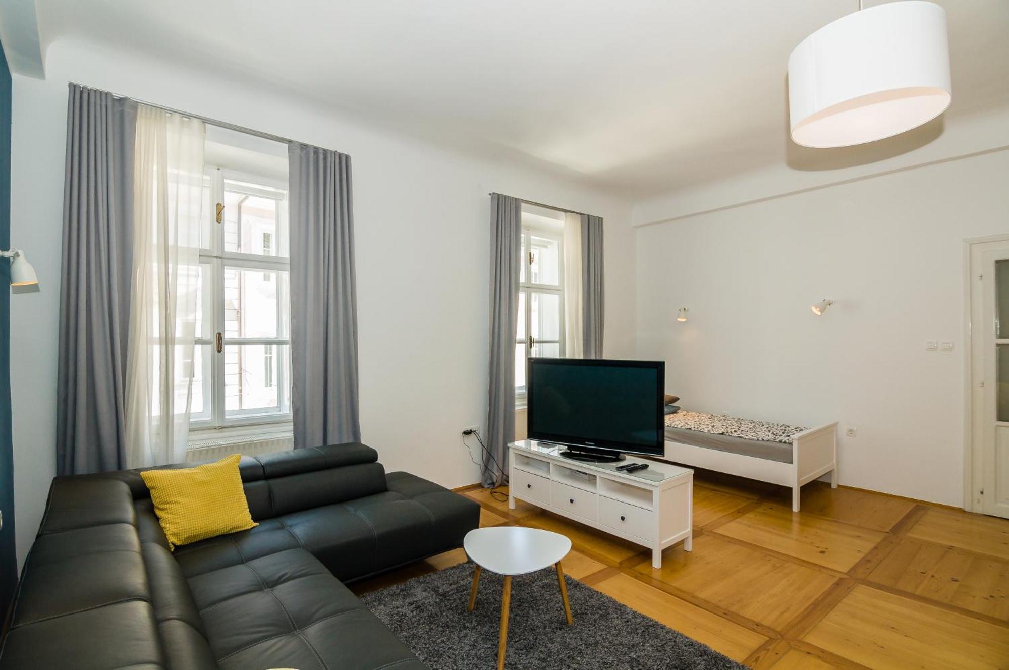 Elegant Central Apartment Ljubljana Buitenkant foto